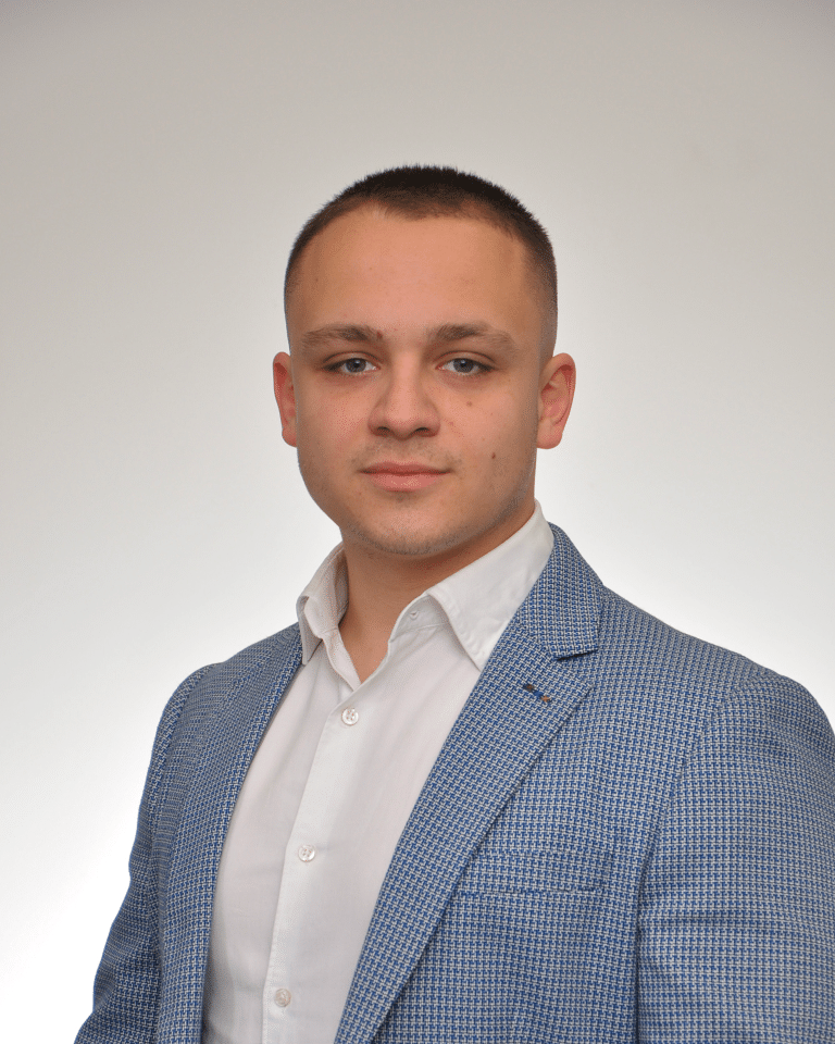 Робърт Христов Професионален брокер недвижими имоти - Bulgaria-Estate.com