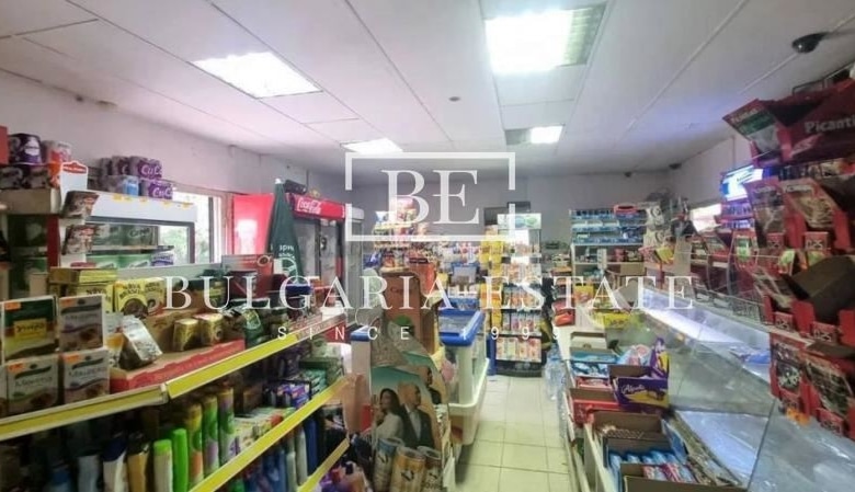 We are offering you the opportunity to purchase a fully equipped grocery store with an operating business at a TOP price. - 0