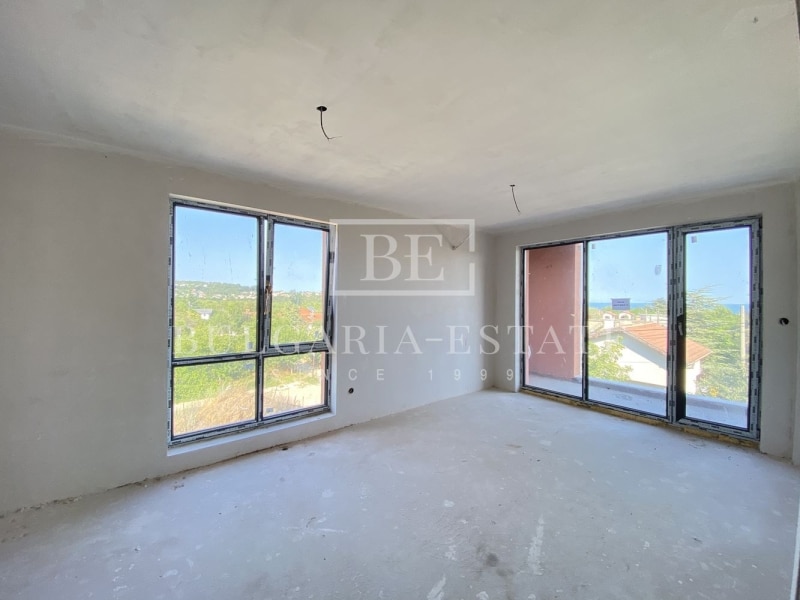 🌊📍 Ideal location! Spacious apartment with 🌅 sea view - 📈 investment potential! 🏖️🌳🏢 ACT 14 - 0