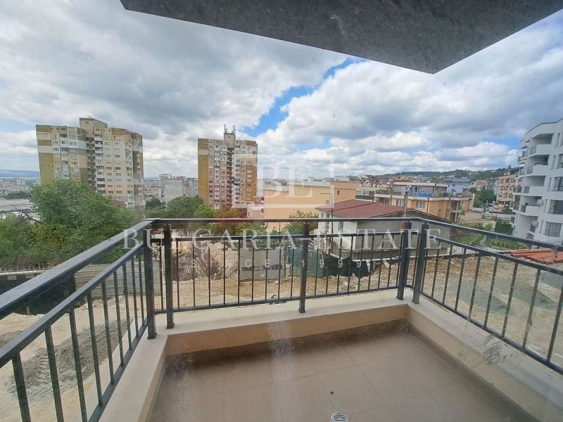 Spacious one bedroom apartment - Vazrazhdane 3 - 0