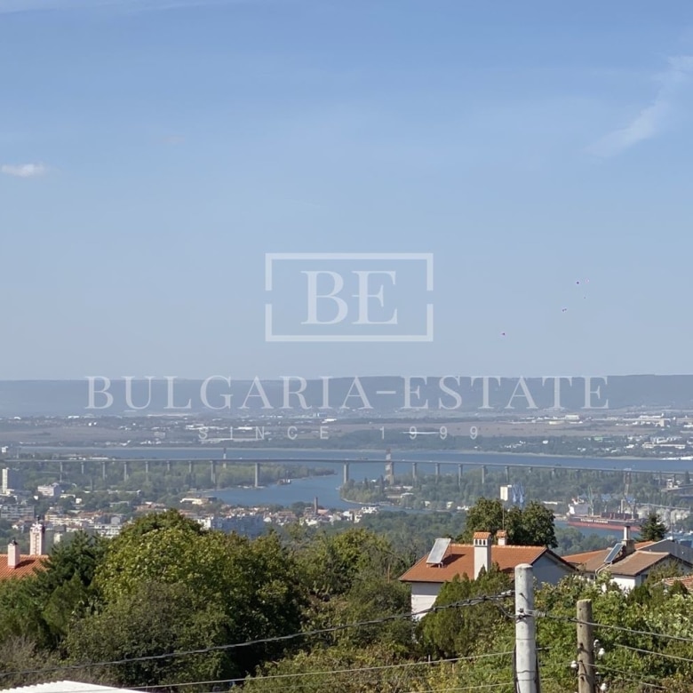 Unique house for rent with 4 bedrooms, huge terraces, sea view and parking spaces, ZELENIKA - 0
