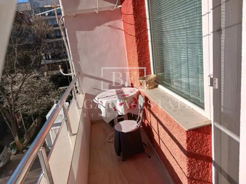 Lovely 2-bedroom apartment for rent in the center of Varna near the Cathedral - 0