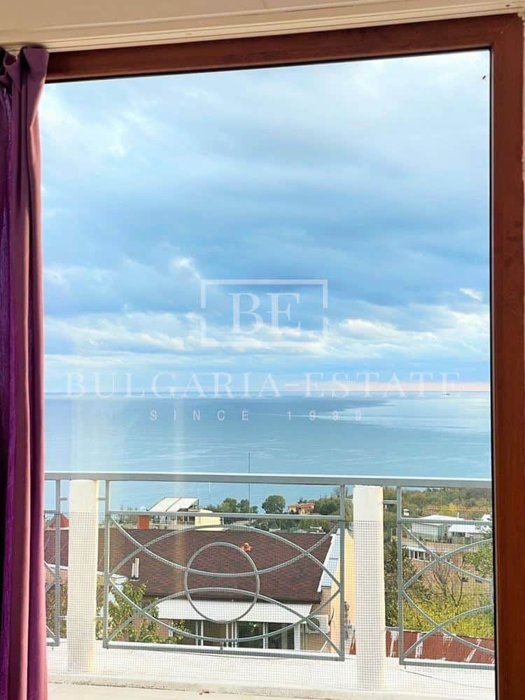 House in the quarter. Breeze, 240 sq.m. Floor area, sea view - 0