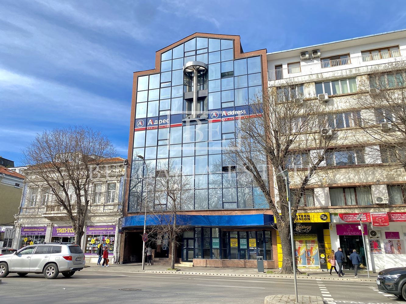 Офис 110 кв.м. Варна, Центр, бул. Мария Луиза 9, первый этаж, оборудованное отделение банка - 0