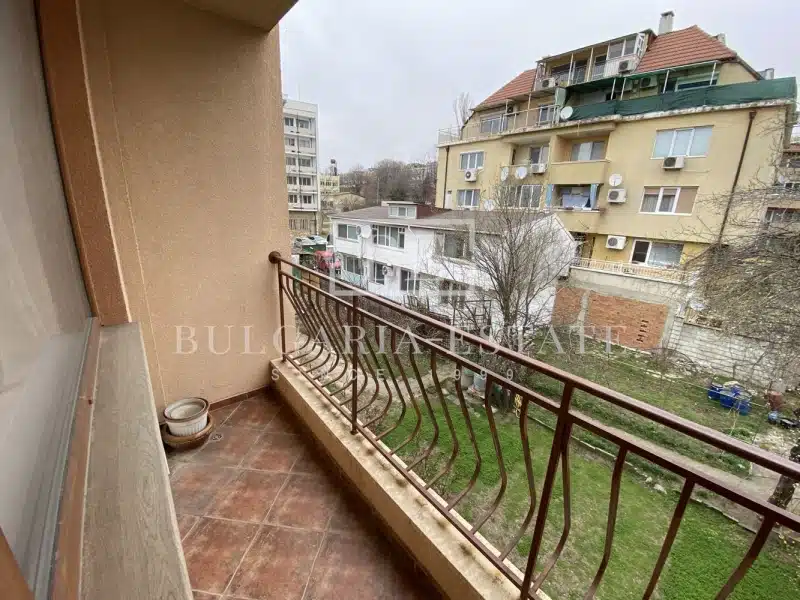 For sale one-bedroom apartment in the town of. Varna, quarter. Breeze, 64 sq.m. next to the turner - 0