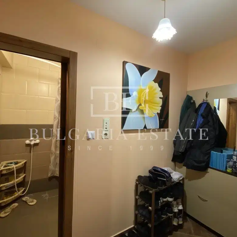 For sale one-bedroom apartment in the town of. Varna, quarter. Breeze, 64 sq.m. next to the turner - 0
