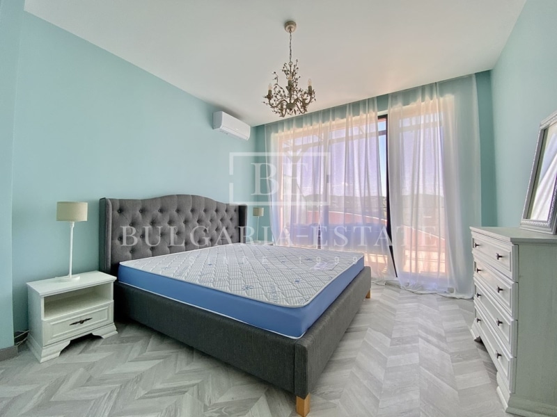 Luxury two-bedroom apartment, 150 sq. m. gr. Varna, St. 150 sq. Constantine and Helena, sea - 0