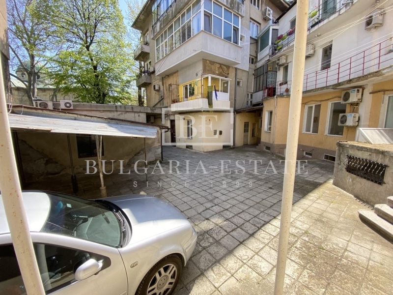 Two bedroom apartment for investment in the top center of the town of. Varna, St. Nicholas the Wonderworker Orthodox Church - 0