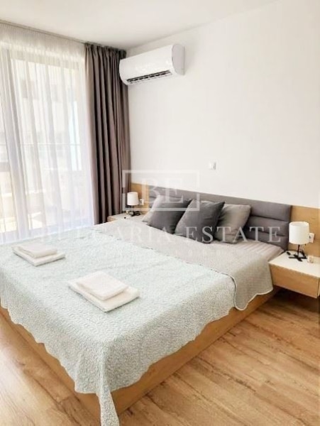 3-bedroom apartment with PARKING SPACE - Alen Mak, 143m² - 0