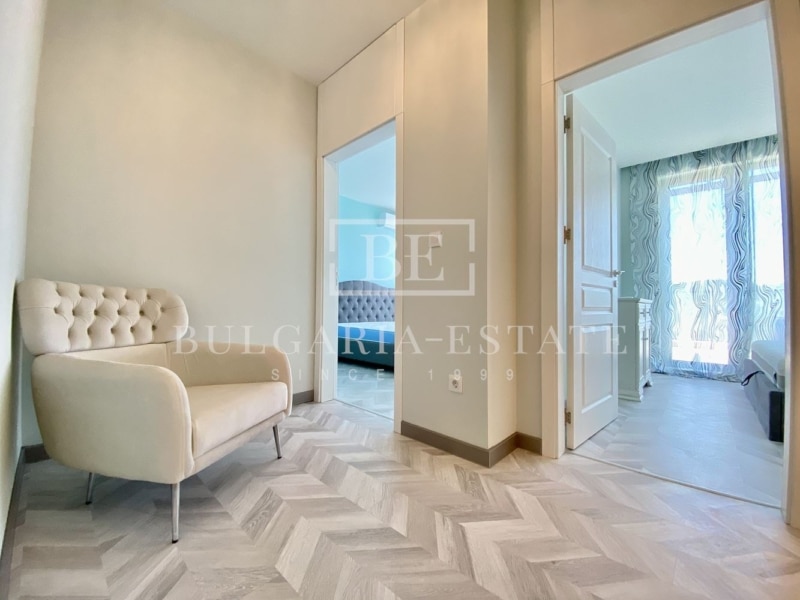 Luxury two-bedroom apartment, 150 sq. m. gr. Varna, St. 150 sq. Constantine and Helena, sea - 0