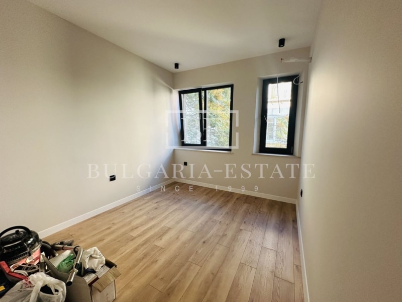 Renovated 4-bedroom apartment, Varna, Municipality near Russko School ready to move in - 0