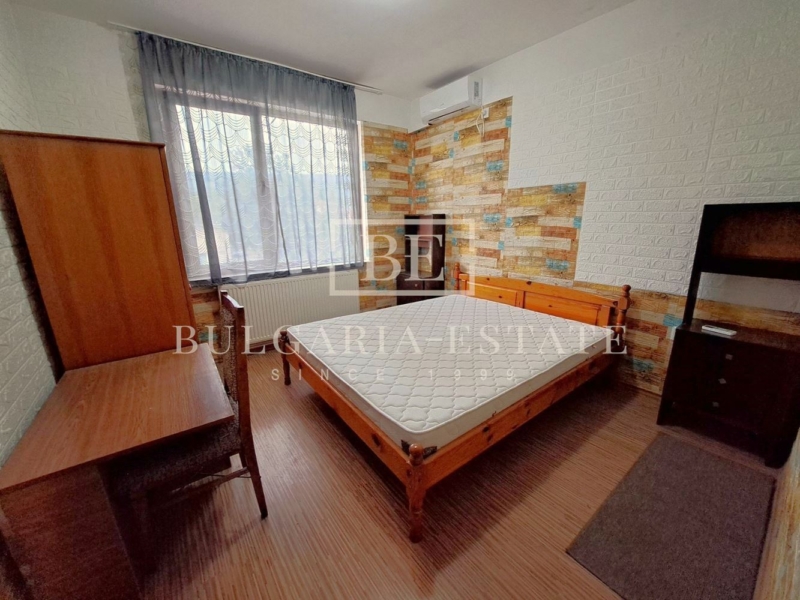 Cozy floor of a house for rent in Trakata - 0