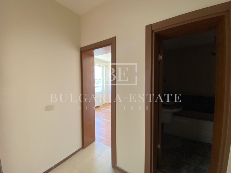 One bedroom apartment with closet - St. Constantine and Helena - 0