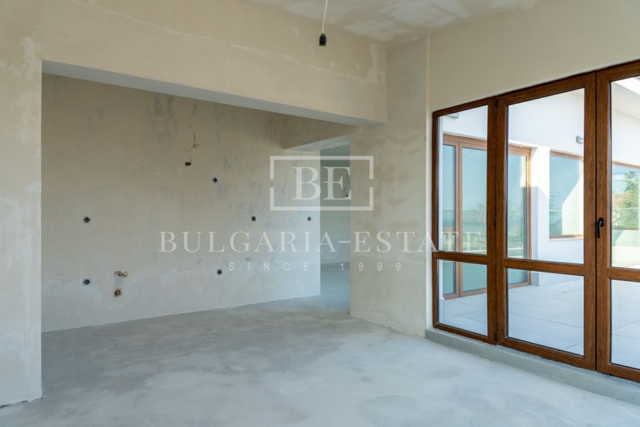 Floor of a house - 3-bedroom apartment, Evksinograd, gr. Varna, panorama - 0