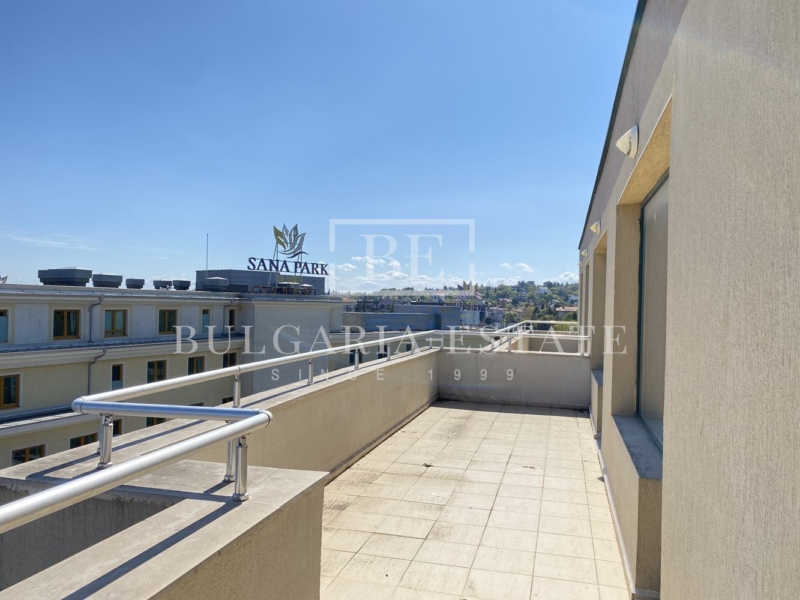 One bedroom apartment with closet - St. Constantine and Helena - 0