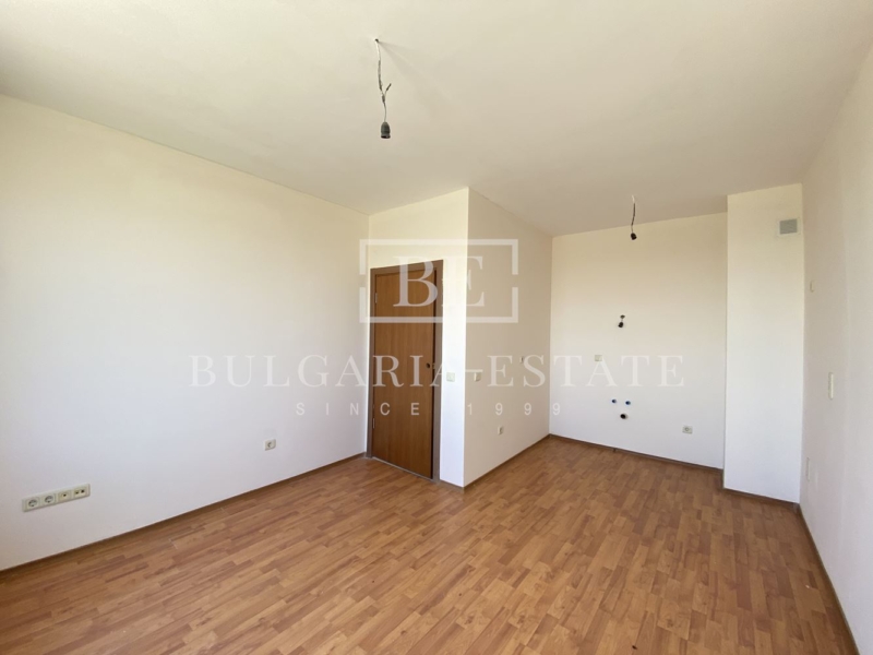 One bedroom apartment with closet - St. Constantine and Helena - 0