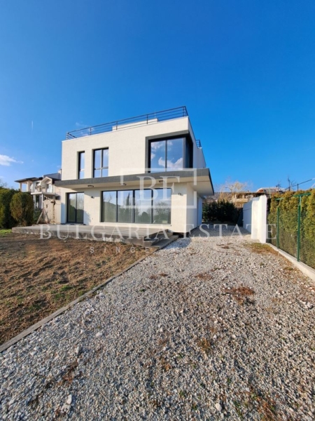 House with sea view in Varna, - three bedrooms, 1029 sq.m. plot, 214 sq.m. - 0