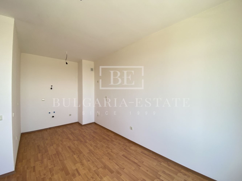 One bedroom apartment with closet - St. Constantine and Helena - 0