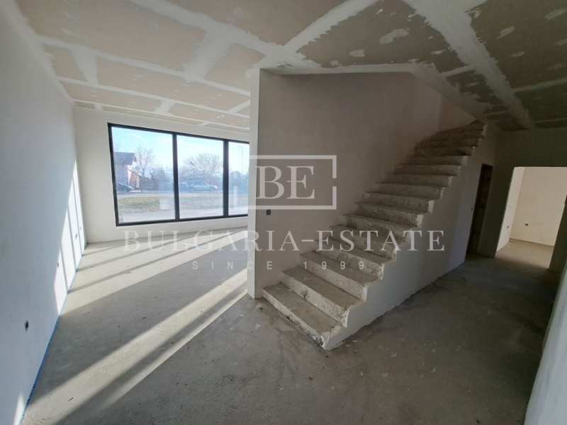 House with sea view in Varna, - three bedrooms, 1029 sq.m. plot, 214 sq.m. - 0