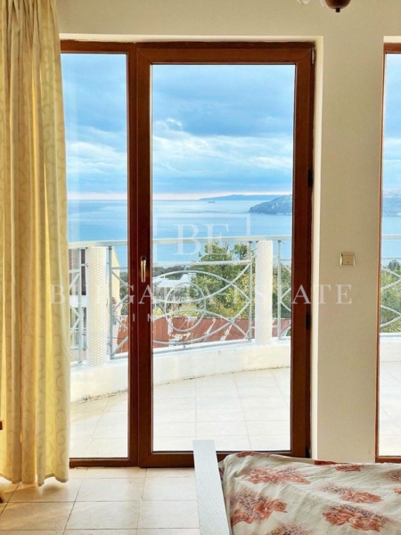 House in the quarter. Breeze, 240 sq.m. Floor area, sea view - 0