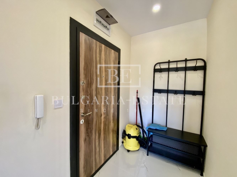 Spacious 2-bedroom, 80sq.m. in a new building next to Vazrazhdane Park, furnished, air conditioners - 0