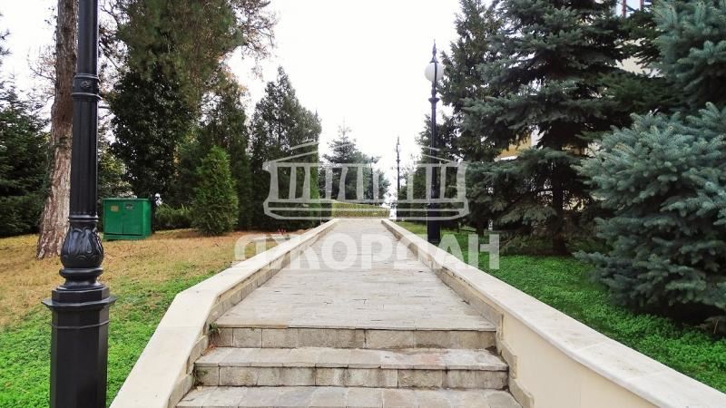 3-bedroom apartment for sale in the town of. Varna - k.k. Golden Sands 116m2, meters from the sea, furnished - 0