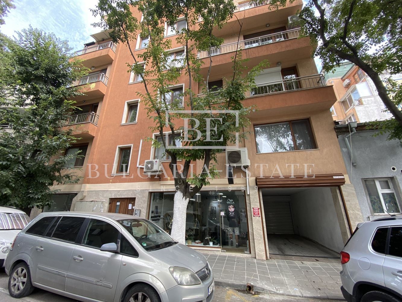 For sale double parking space in underground parking 28 sqm, Varna, Center, Graffiti str. 0