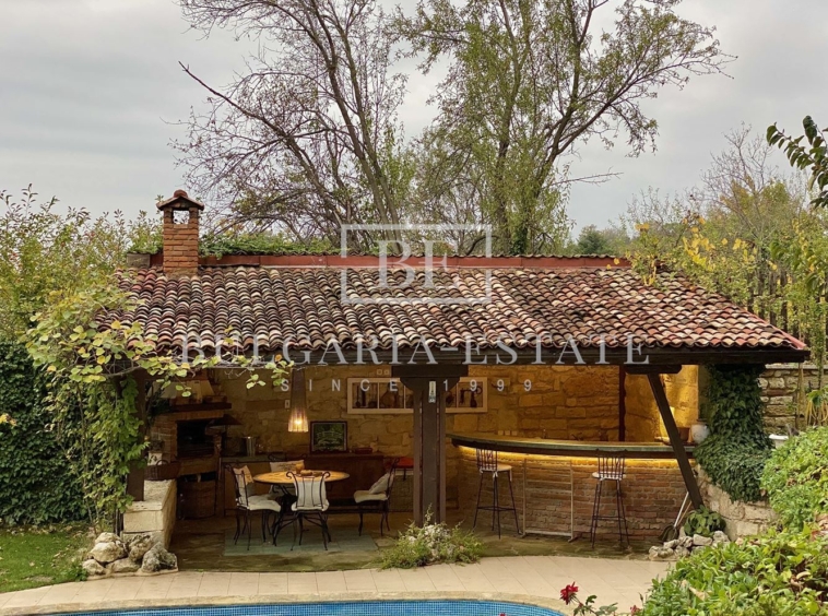 Луксозна къща с басейн, сауна, до плаж Кабакум, гр. Варна, 515 кв. м. РЗП, 4 спални - 0