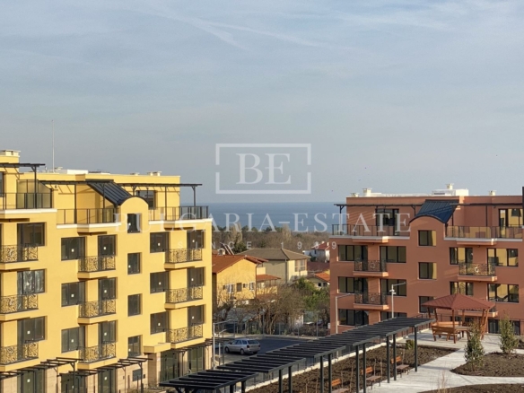 Four bedroom apartment with two parking spaces - St. Constantine and Helena - 0