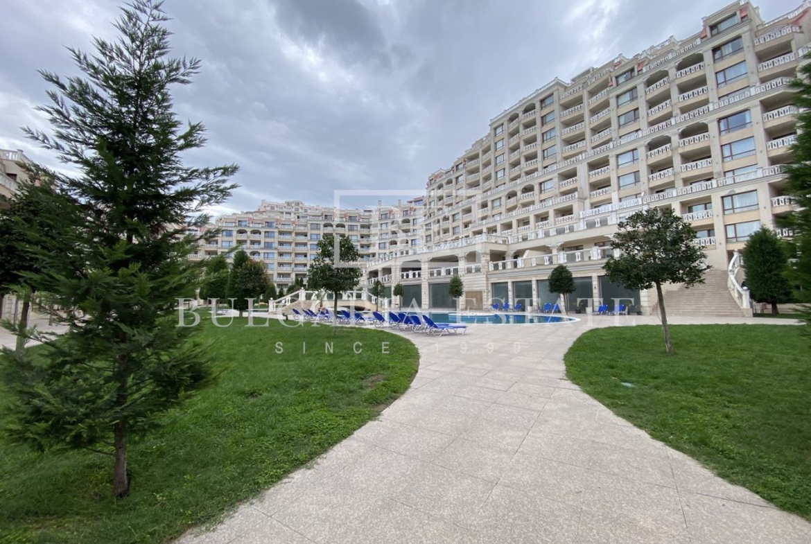 Varna South Bay - erstaunliche Ein-Zimmer-Wohnung mit Morks-Panorama, 126 sq.m. - 0