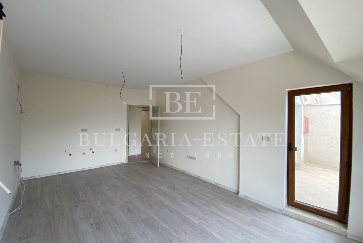Varna South Bay - erstaunliche Ein-Zimmer-Wohnung mit Morks-Panorama, 126 sq.m. - 0