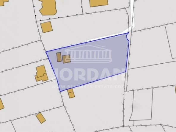 Продажба Парцел за жилищно строителство гр. Варна - м-т Траката 1210m² - 0