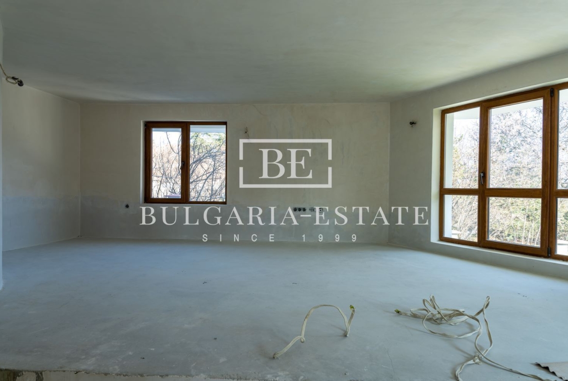 Detached house with yard, garage, amazing sea view, in mt. 614 sq. m., 4 floors - 0