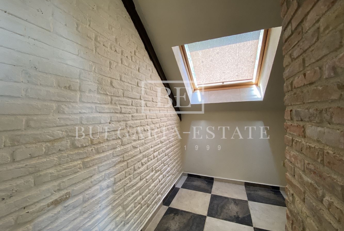 Luxury house with swimming pool, sauna, next to Kabakum beach, town. 515 sq. m. Floor area, 4 bedrooms - 0