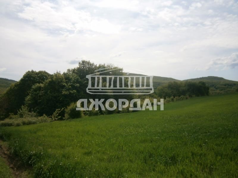 Plot of land for sale gr. Aksakovo - village. Dolishte 3000m² - 0