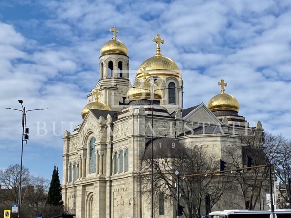 Свободен етаж в бизнес център - бул. Мария Луиза 9, на метри от Катедралата и Община Варна - 0