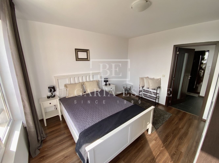 Страхотен 2-стаен с паркомясто гр. Варна - м-т Траката 66m² - 0