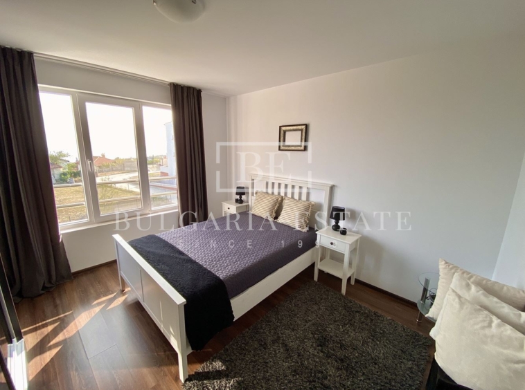 Страхотен 2-стаен с паркомясто гр. Варна - м-т Траката 66m² - 0
