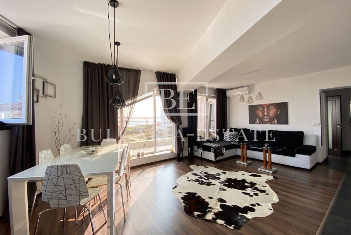 Fabulous 2-bedroom apartment with parking place in town of. Varna - Trakata 66m² - 0