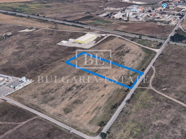 ЕКСКЛУЗИВНО от BULGARIA-ESTATE - Парцел: 8 дка до магистрала „Хемус“ – отлична видимост и достъп - 0