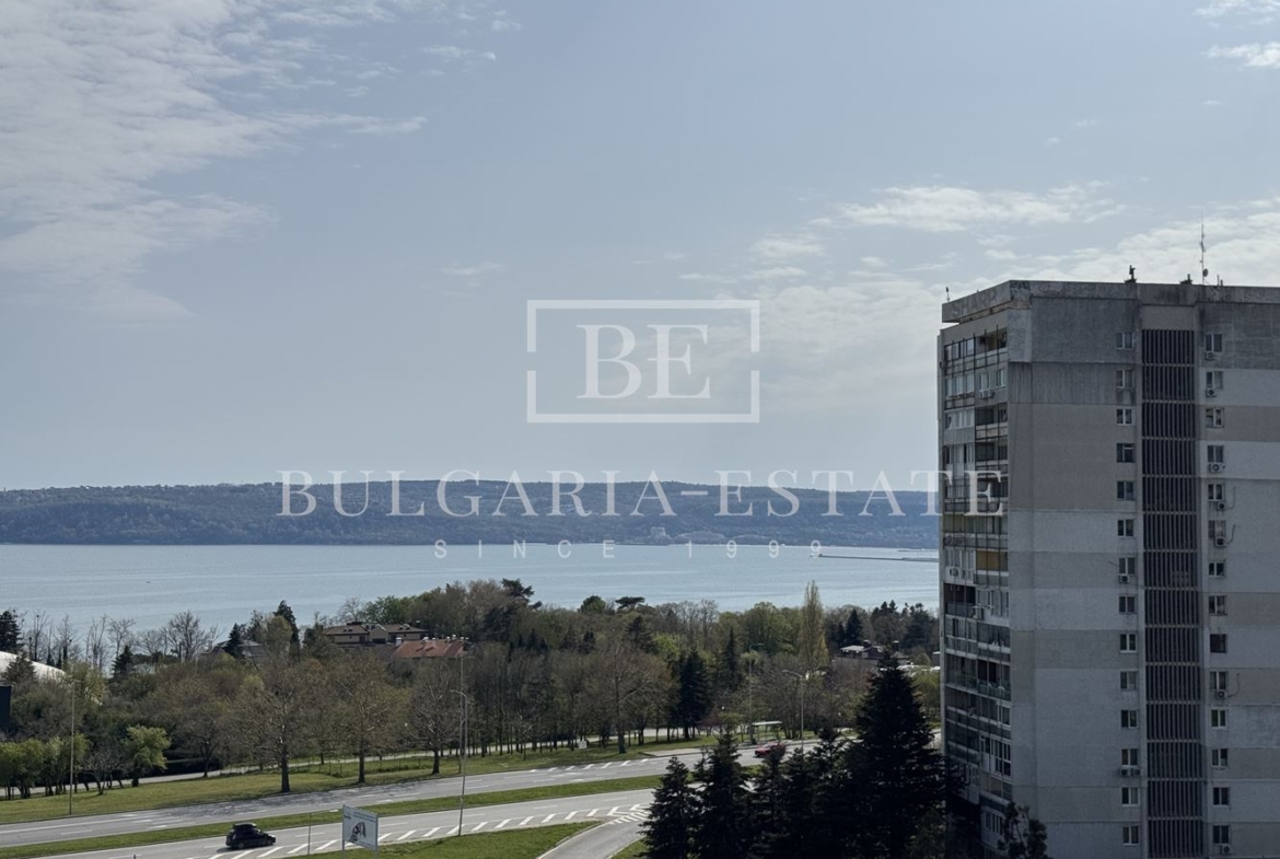 🏢 Апартамент под наем в луксозна сграда - 0