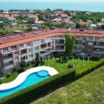 Двустаен с АКТ 16 в комплекс с басейн, паркомясто, кв. Галата, гр. Варна - 0