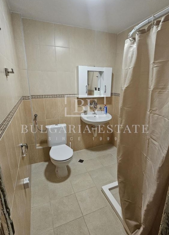 Под наем Тристаен апартамент Под наем - Гръцка махала, Варна 📍 - 0