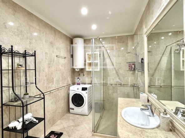 🏡 Луксозен тристаен апартамент в сърцето на Варна 🏡 - 0