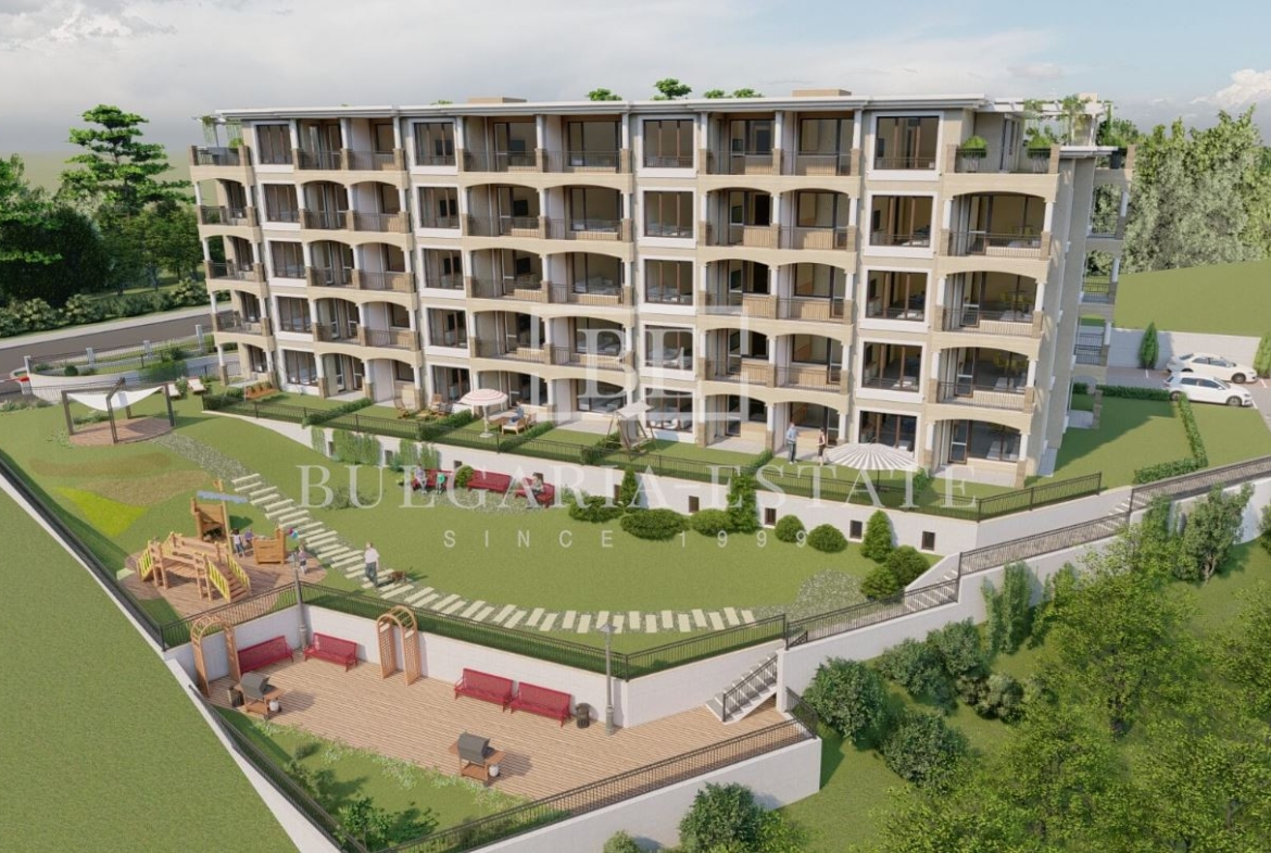 Продава се тристаен апартамент | Местност Долна Трака, Варна - 0