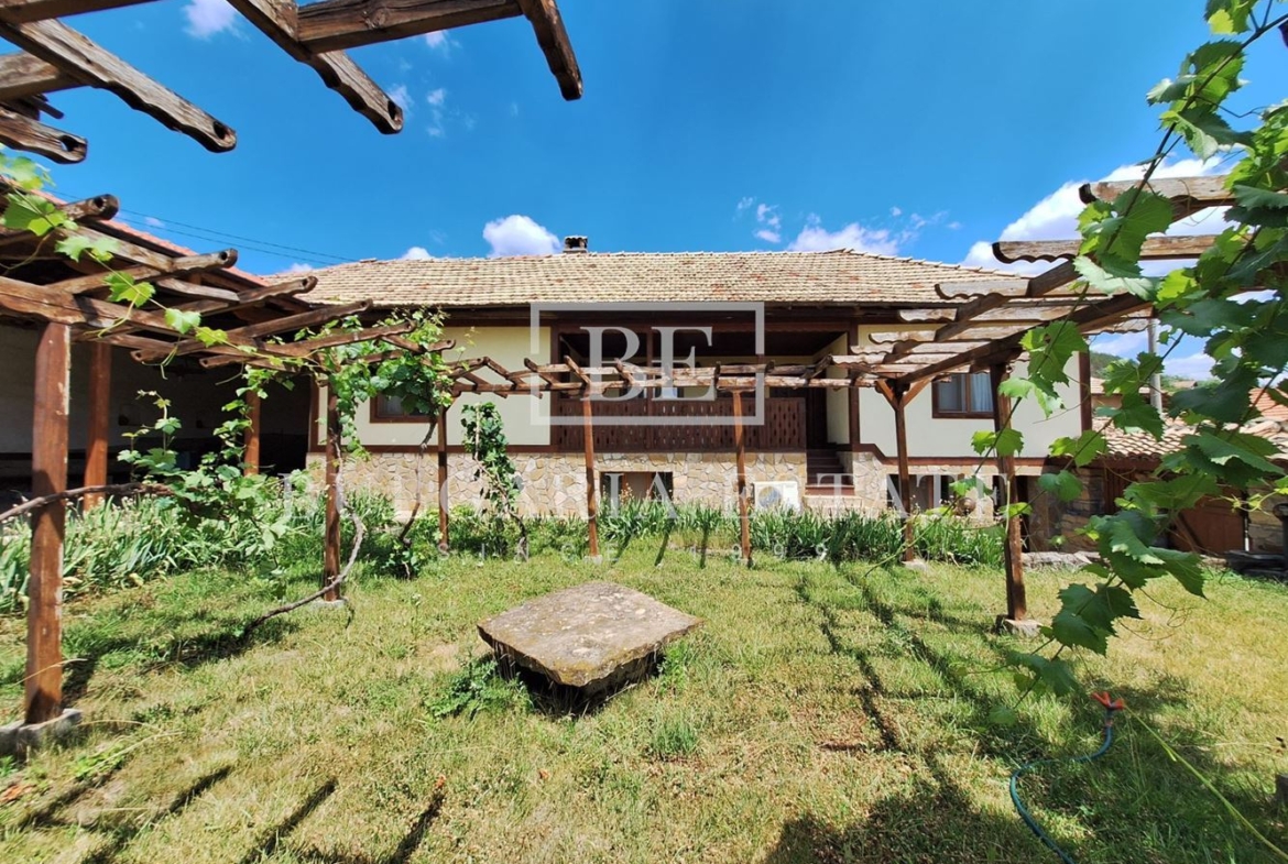 For sale houses, village Kochovo, Shumen region - 0