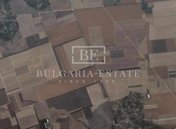 Продава се ЕКСКЛУЗИВНО парцел 36 455 кв.м с проект за модерен хотелски комплекс в близост до с. Крапец, общ. Шабла - 0