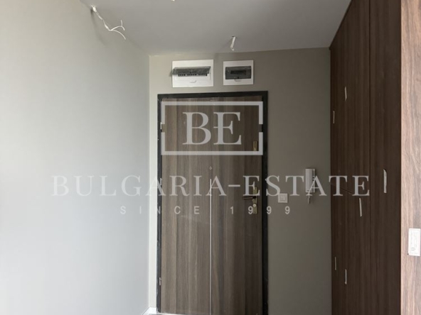 Тристаен апартамент за продажба | 160.59 кв.м | кв. Бриз, Варна - 0