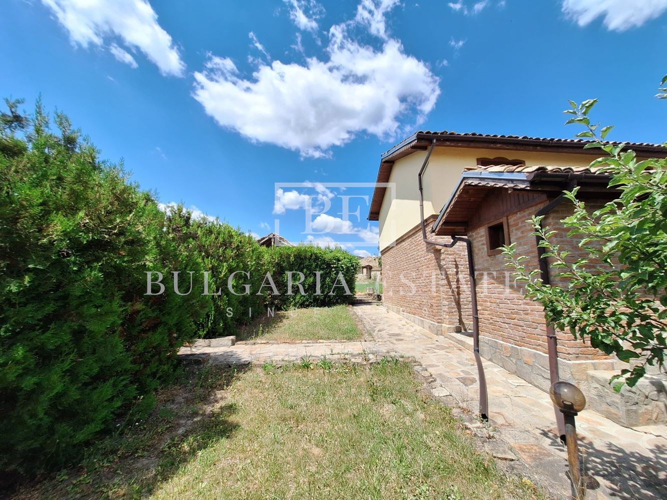 For sale houses, village Kochovo, Shumen region - 0
