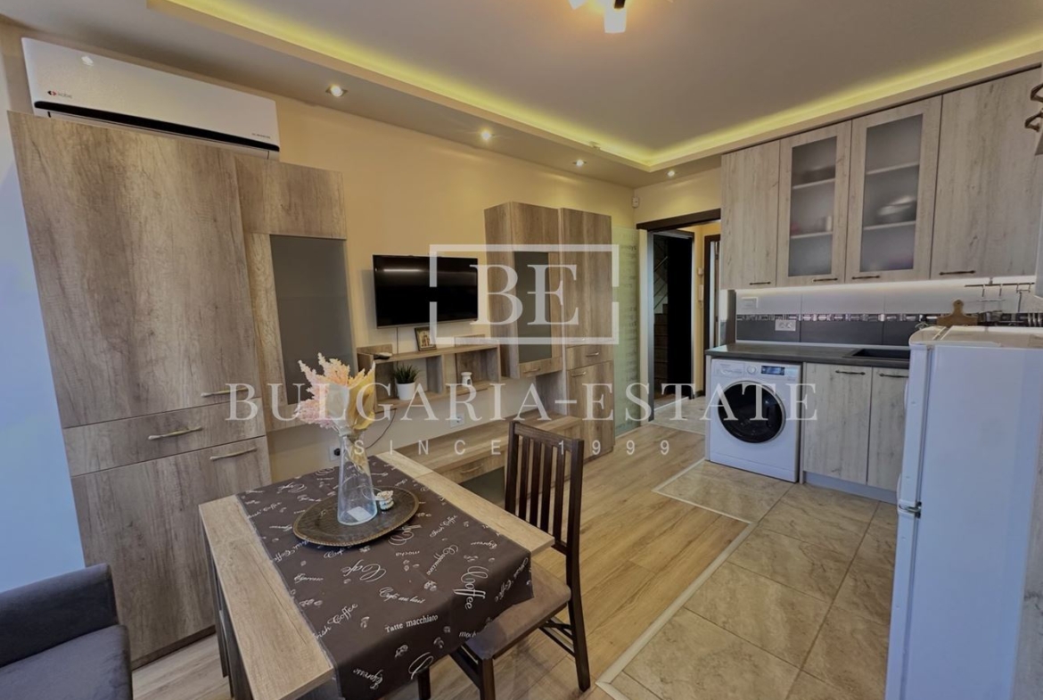 Стилен двустаен апартамент в сърцето на града 🏡 - 0